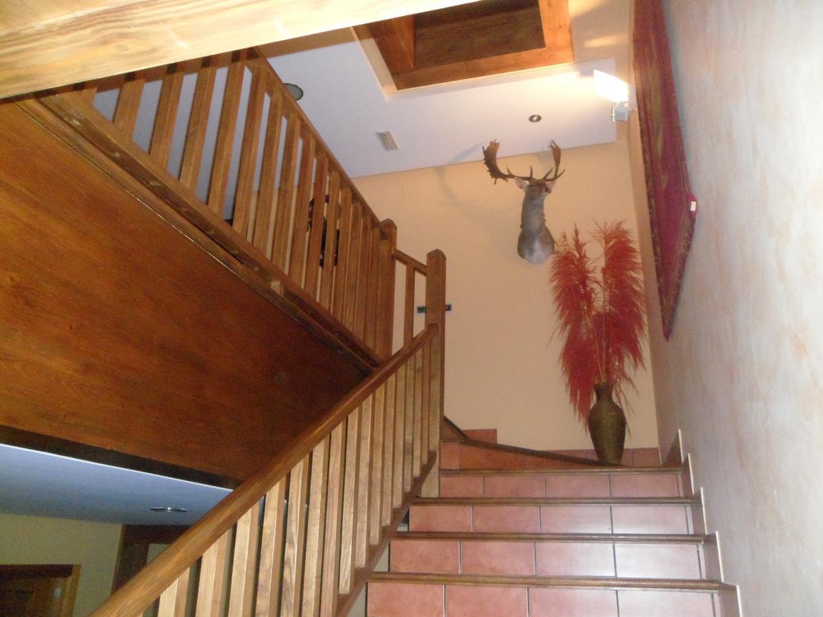Hotel Rural La Encina อัลมาเดน ภายนอก รูปภาพ